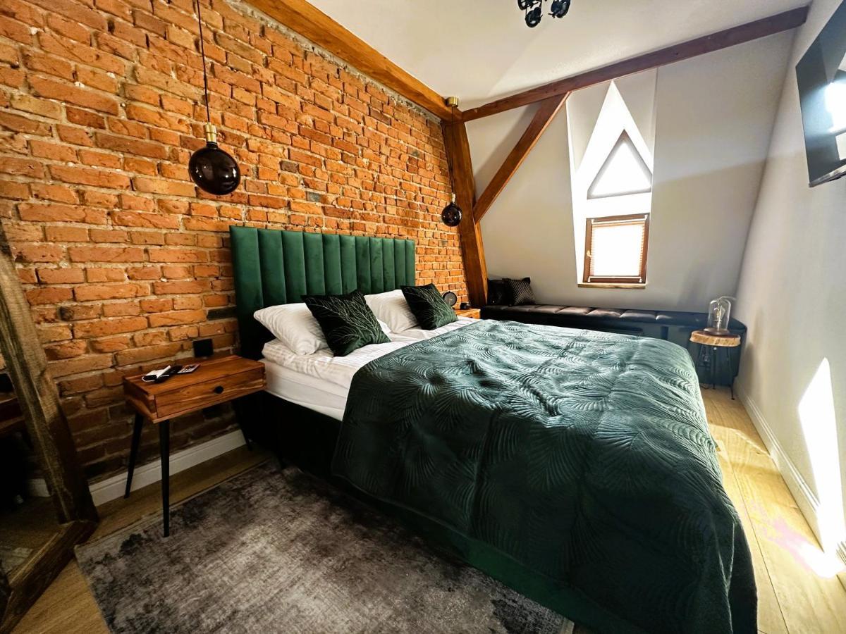 Apartament Miodowy - Darmowy Parking - Klmatyzacja - Wifi Torun Bagian luar foto